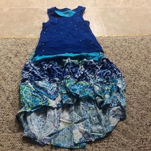 Girls shirt and skirt set.